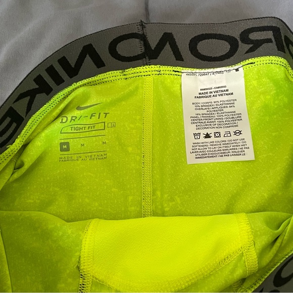 NWOT big boy nike 3/4 legging - Picture 5 of 5